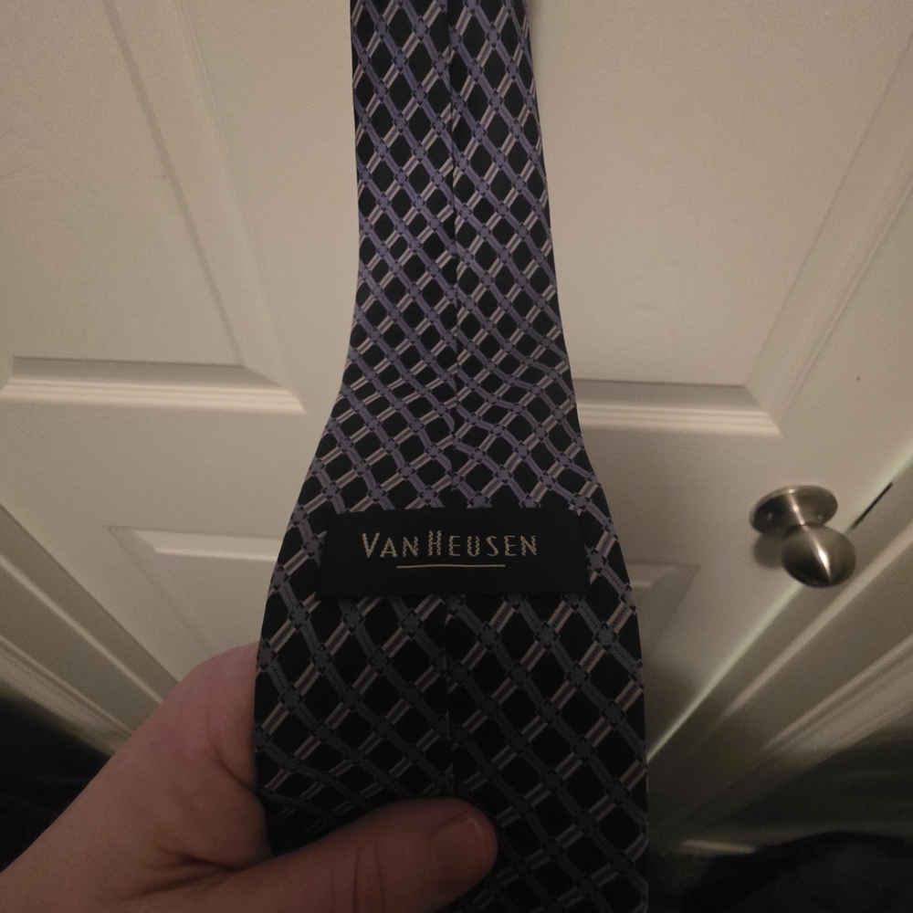 Van Heusen Black and Silver Checkered Tie
